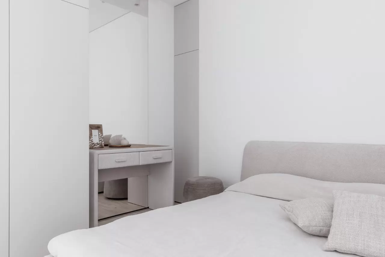 White Box — 14
