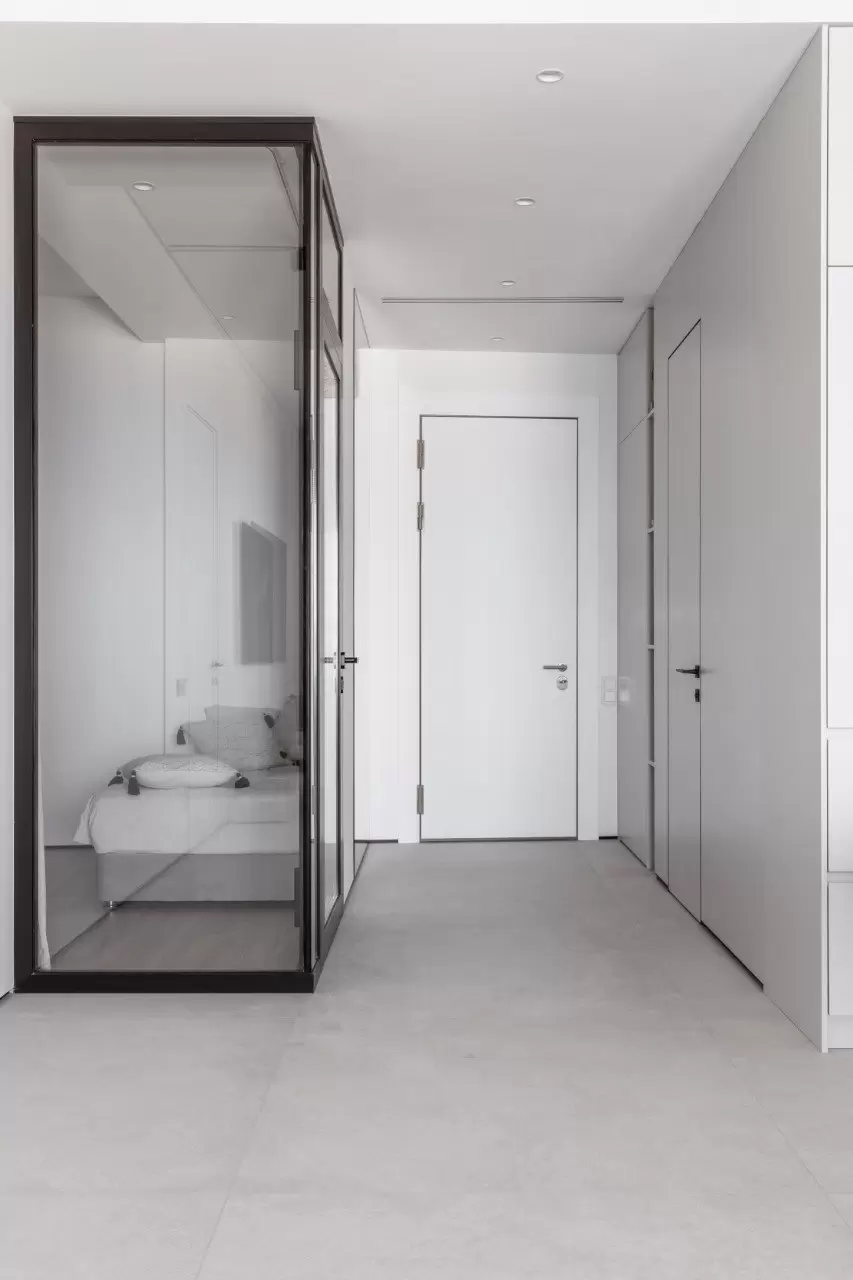 White Box — 13