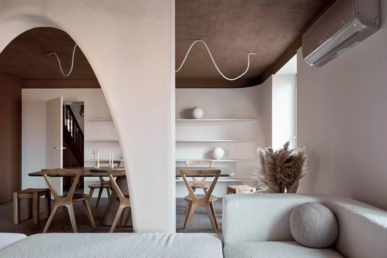 Обнимающая гостиная для многодетной семьи — 1