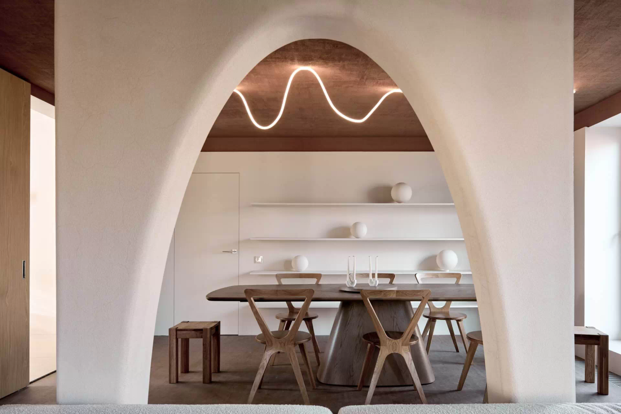 Обнимающая гостиная для многодетной семьи — 11