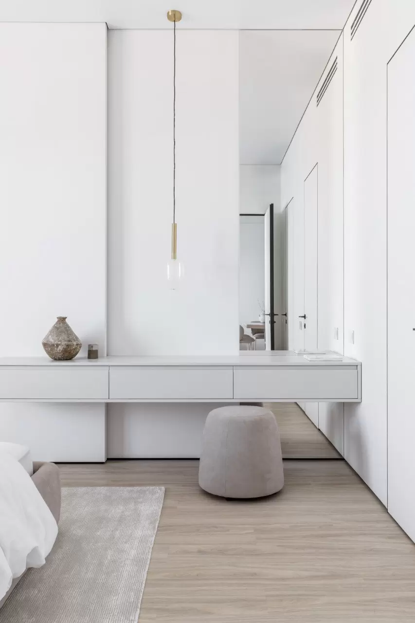 White Box — 23