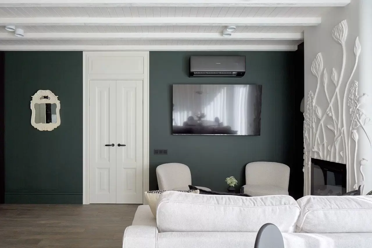 Кухня-гостиная с цветущим камином — 3