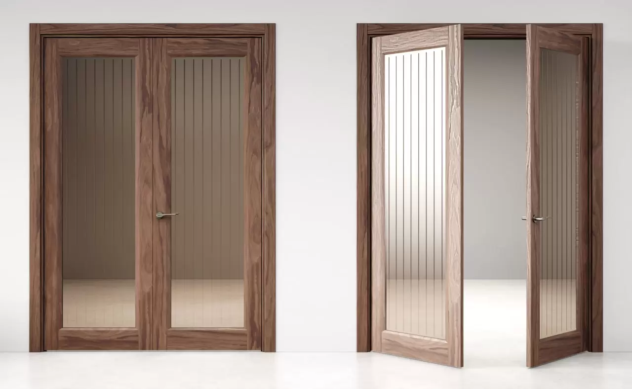 На лицевой стороне стекла возможна гравировка в виде вертикальных полос