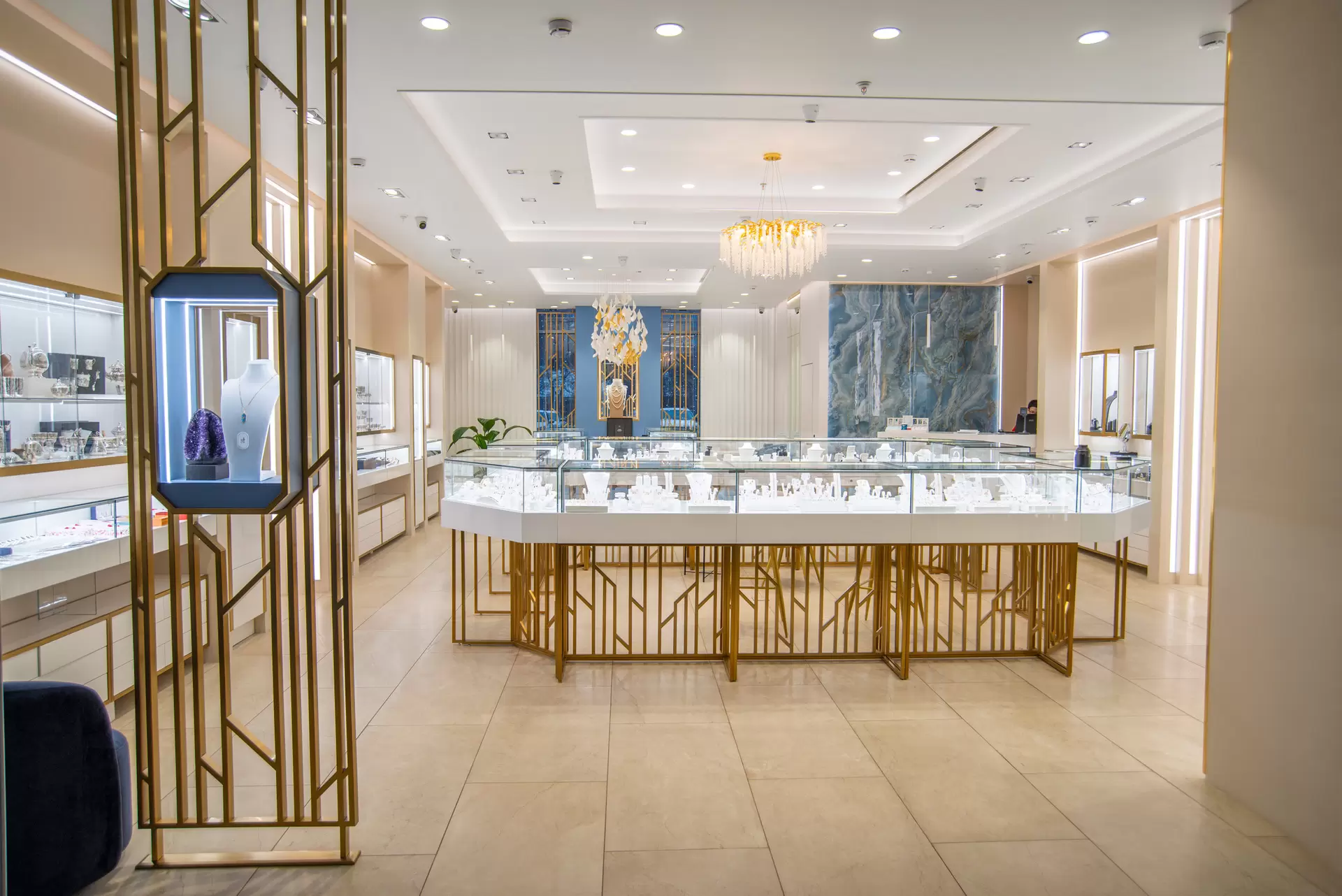 Ювелирный салон «Карат» — 2