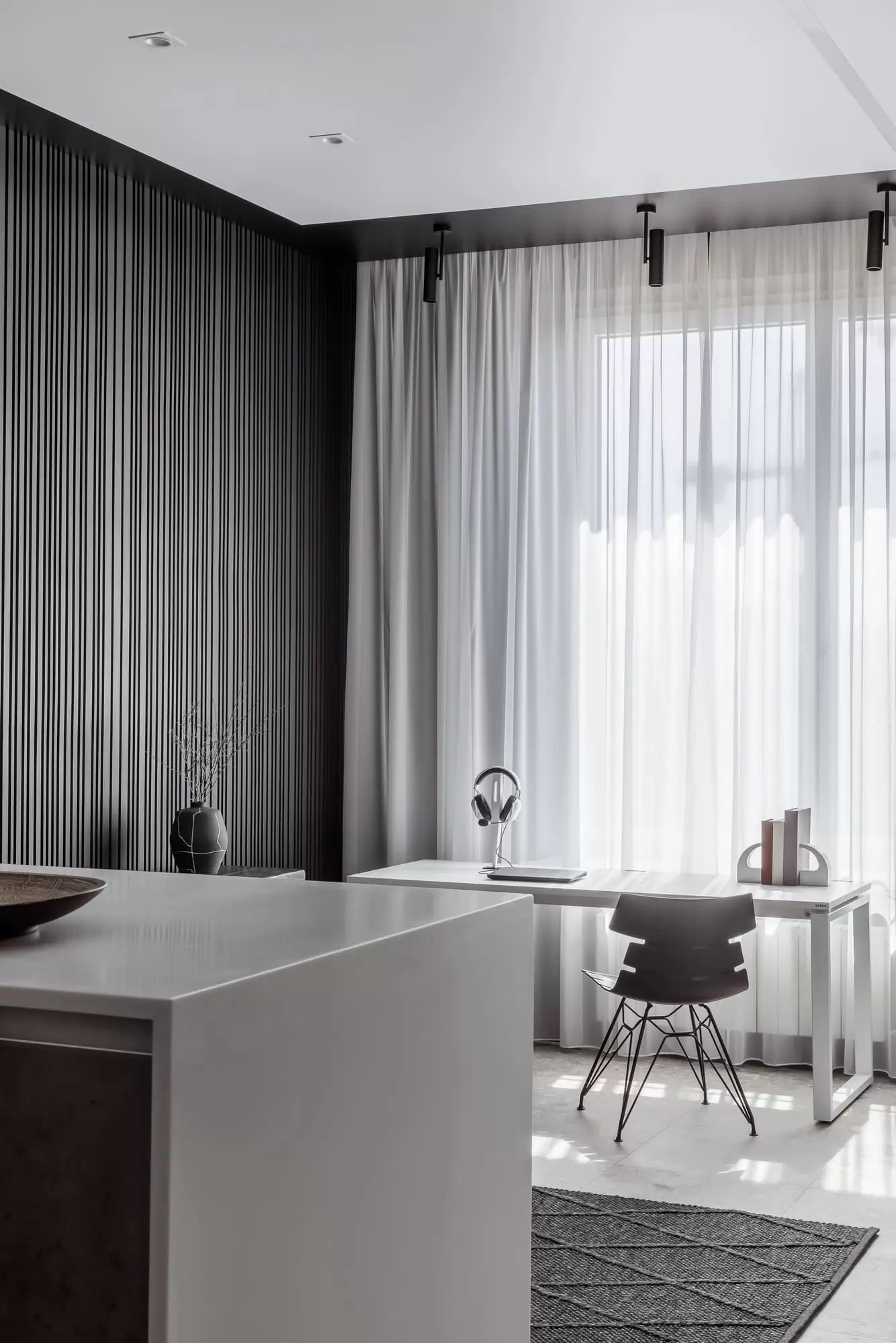 Монолит — 6