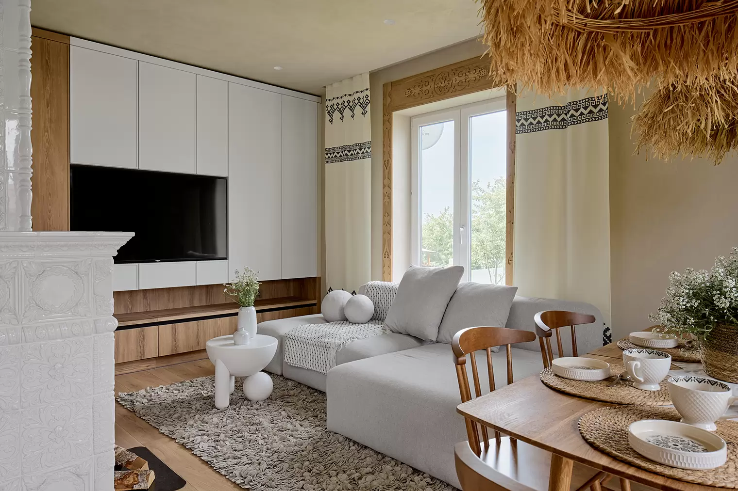 Кухня-гостиная в неорусском стиле — 6