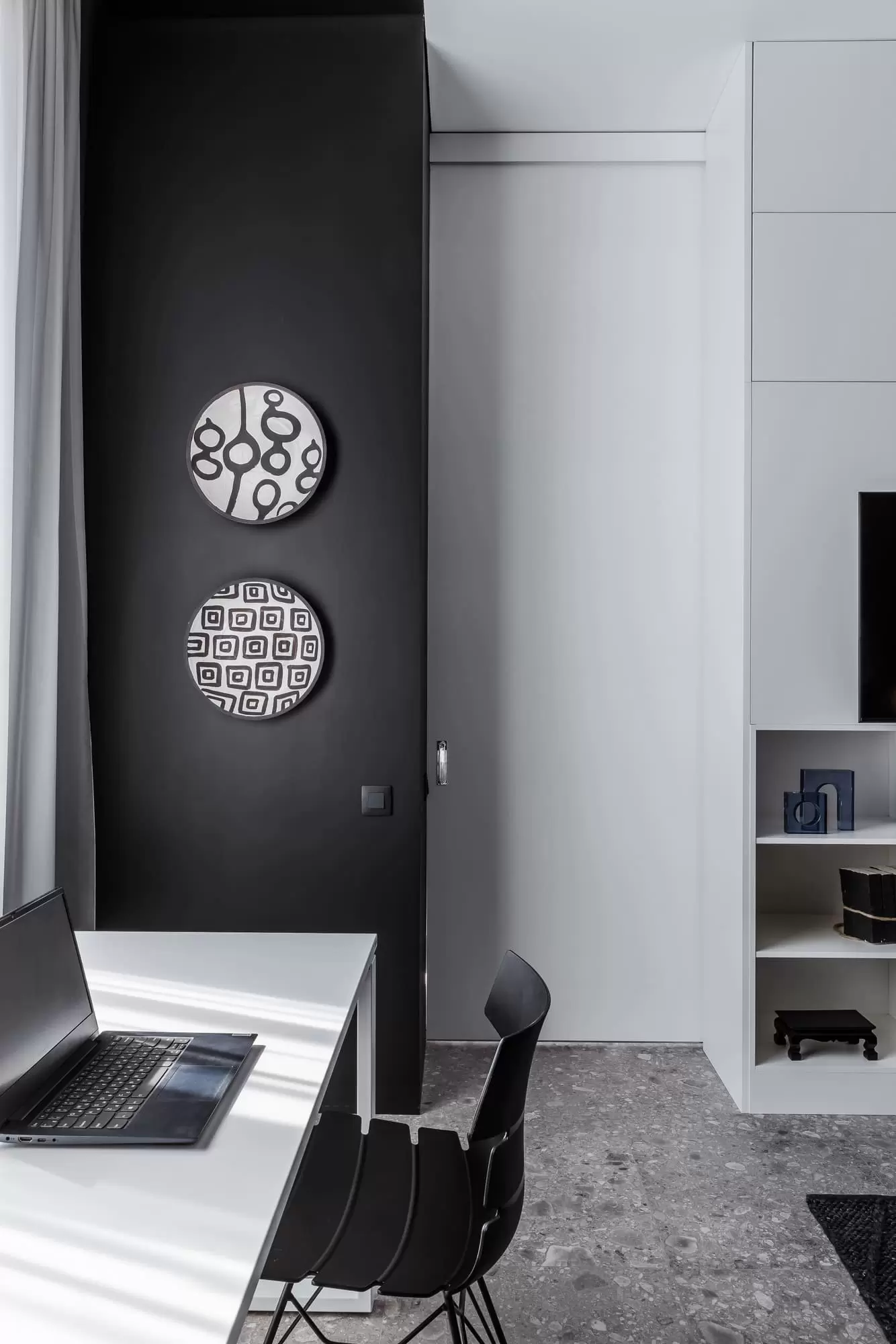 Монолит — 10