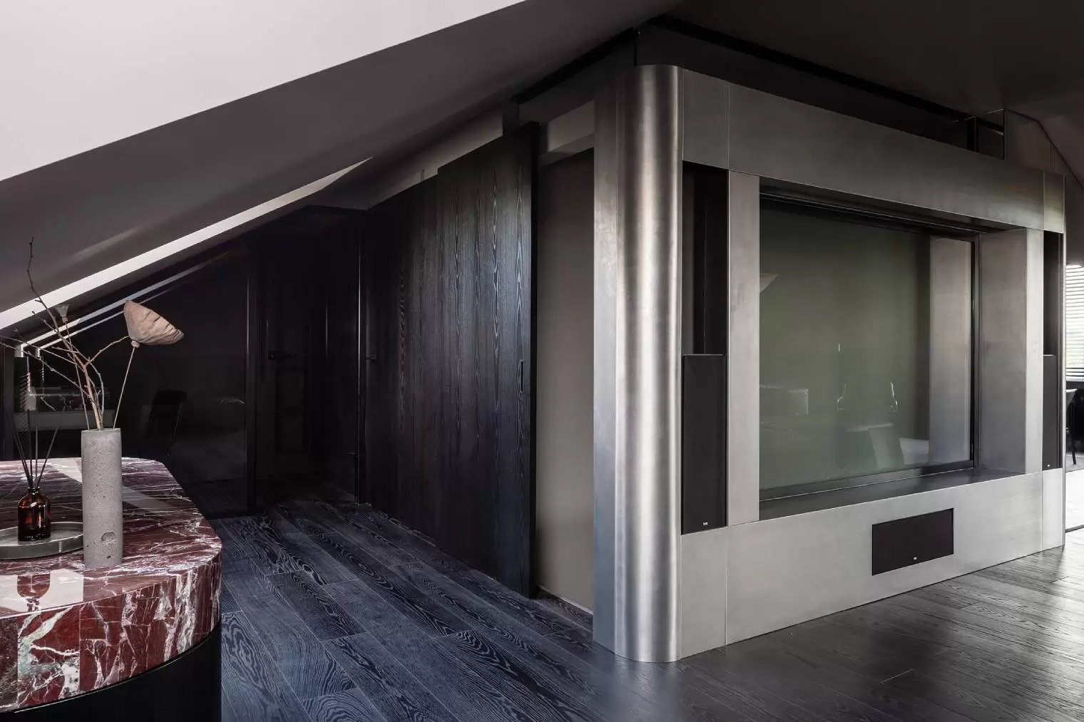 Мансарда в параллельной реальности — 11