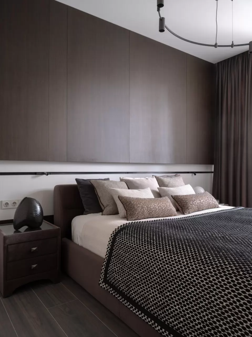 Монохром — 11